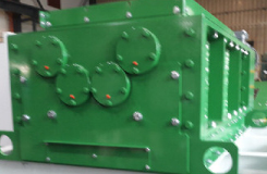 Four-shaft shredder with two drives – SQT